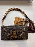 luxe phone case + mini purse