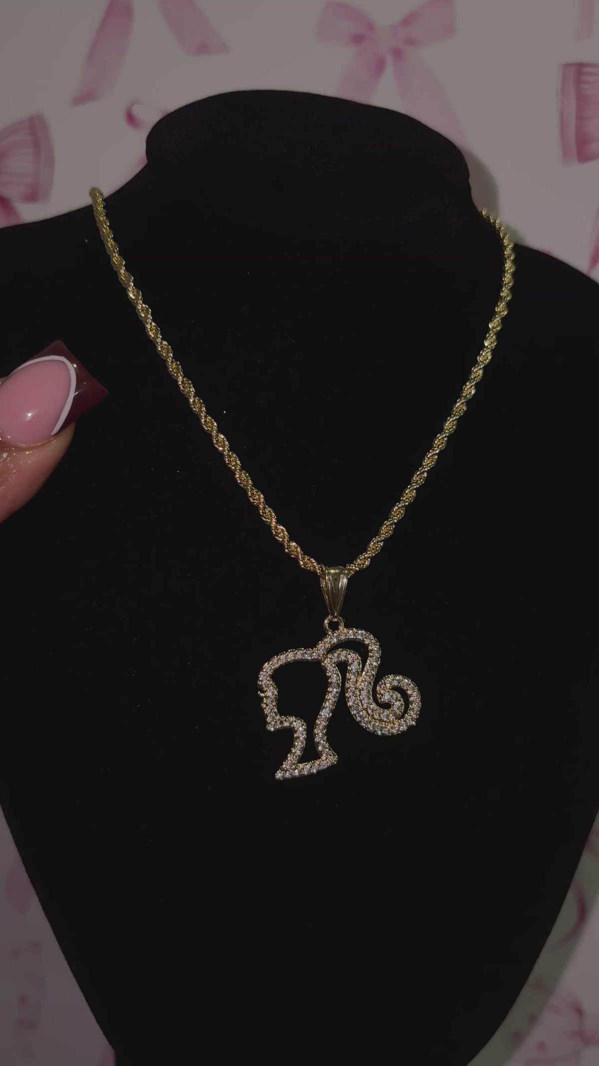 barb cut out necklace
